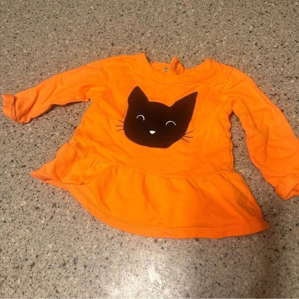 5/$20 Carter’s 12 Month Halloween Orange Shirt with Black Cat - Picture 1 of 3